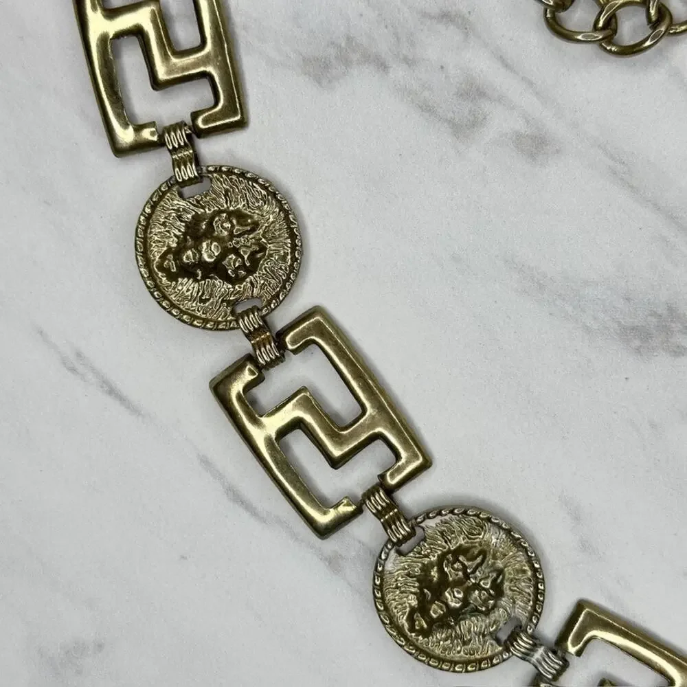 Vintage Gold Lion Head Greek Key Medallion Chain Link Belt Small/Medium (S/M) ✨